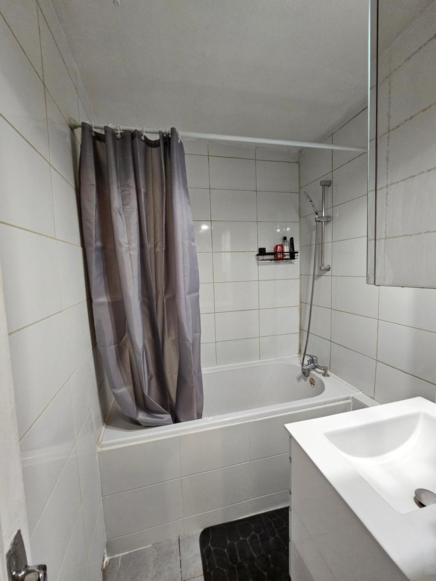 Bel Appartement A 舒瓦西勒鲁瓦 外观 照片